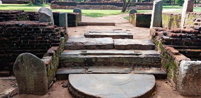 ruins in velgam vehera buddhist temple